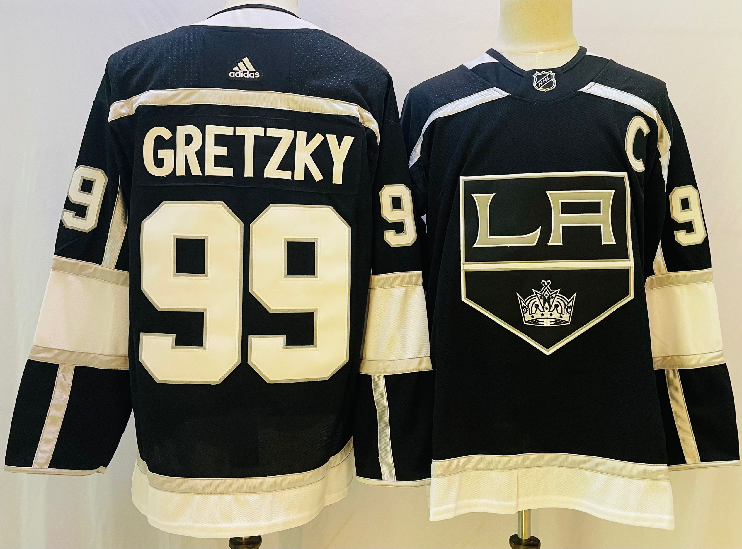 Men Los Angeles Kings #99 Gretzky Black Throwback 2022 Adidas NHL Jersey->los angeles kings->NHL Jersey